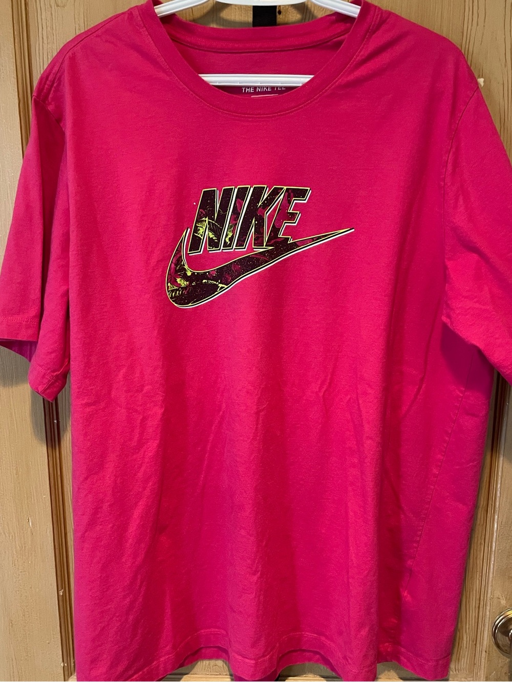 Nike Hot Pink Short Sleeve Tee with Logo Swoosh